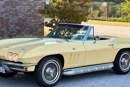 Corvette C2 45.975 km 74.900 &euro; Oldenburg 26123