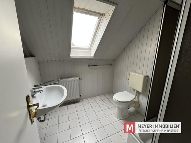 Einfamilienhaus Rastede - 4 Zimmer, 137 m&sup2;, 1.500&euro; | Angebot:26097556