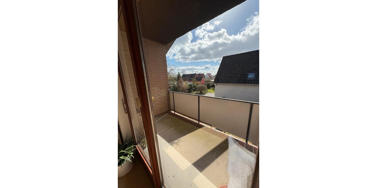 Dachgeschoßwohnung Oldenburg Alexandersfeld - 3 Zimmer, 68 m&sup2;, 980&euro; | Angebot:26445273