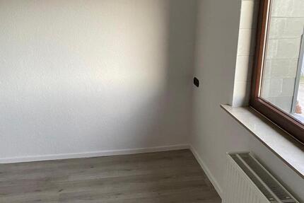 Ruhige 3-Zimmer-Dachgeschosswohnung in Delmenhorst 3 zimmer