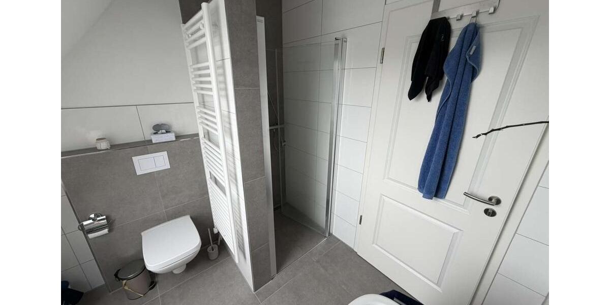 Etagenwohnung Oldenburg Kreyenbrück - 2 Zimmer, 92 m&sup2;, 1.090&euro; | Angebot:24779324