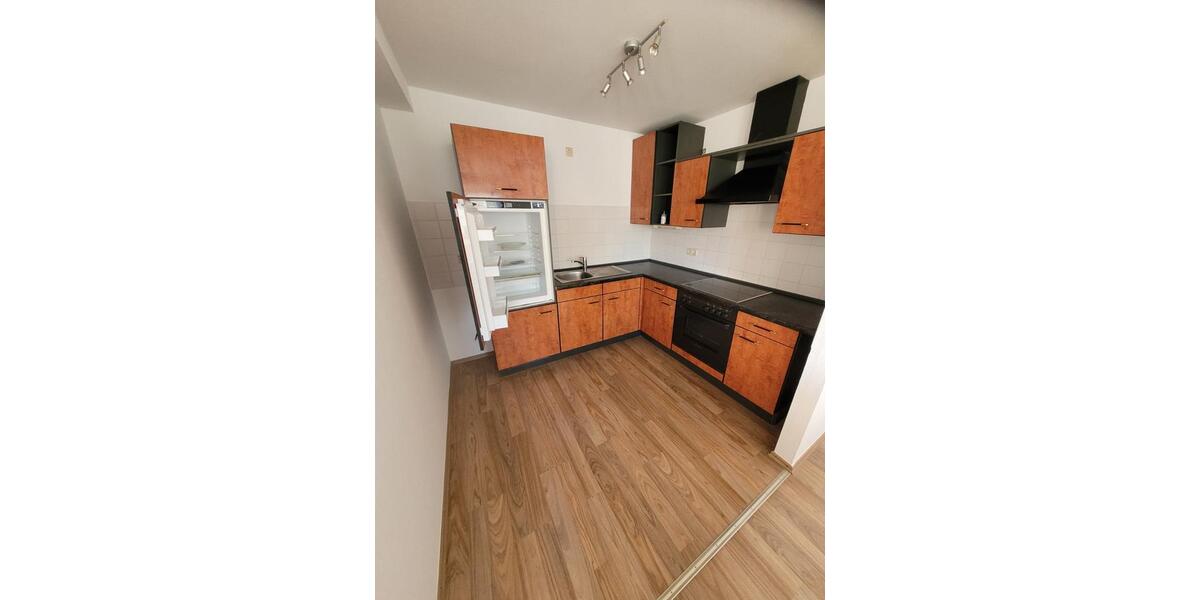 Dachgeschoßwohnung Delmenhorst Deichhorst - 2 Zimmer, 50 m&sup2;, 420&euro; | Angebot:25655111