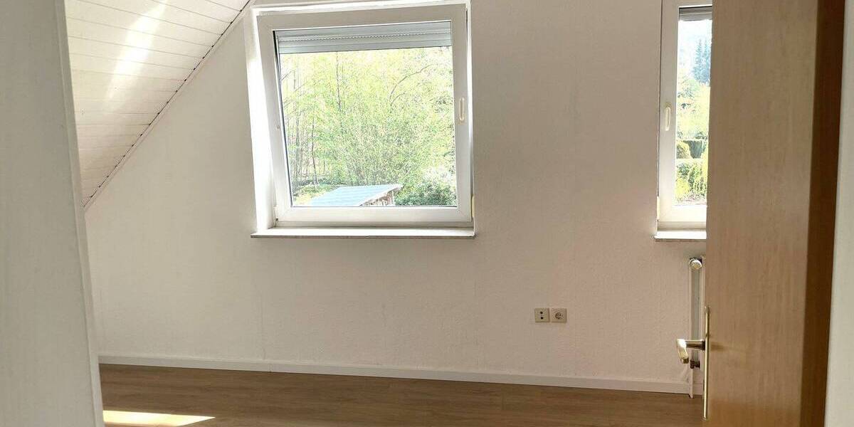Mehrfamilienhaus, Wohnhaus Oldenburg Kreyenbrück - 4 Zimmer, 105 m&sup2;, 375.000&euro; | Angebot:25697003