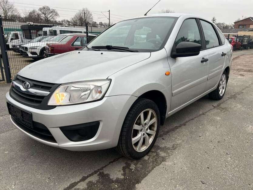 Lada Granta 120.000 km 2.800 € Delmenhorst 27751