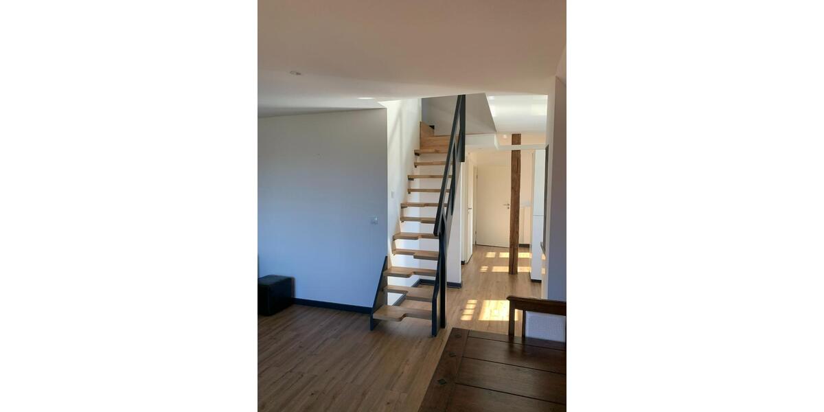 Dachgeschoßwohnung Edewecht - 4 Zimmer, 72 m&sup2;, 650&euro; | Angebot:26085869