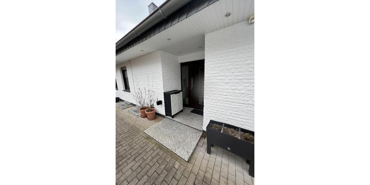 Schönes,geräumiges Haus in Bad Zwischenahn zu verkaufen 8 zimmer