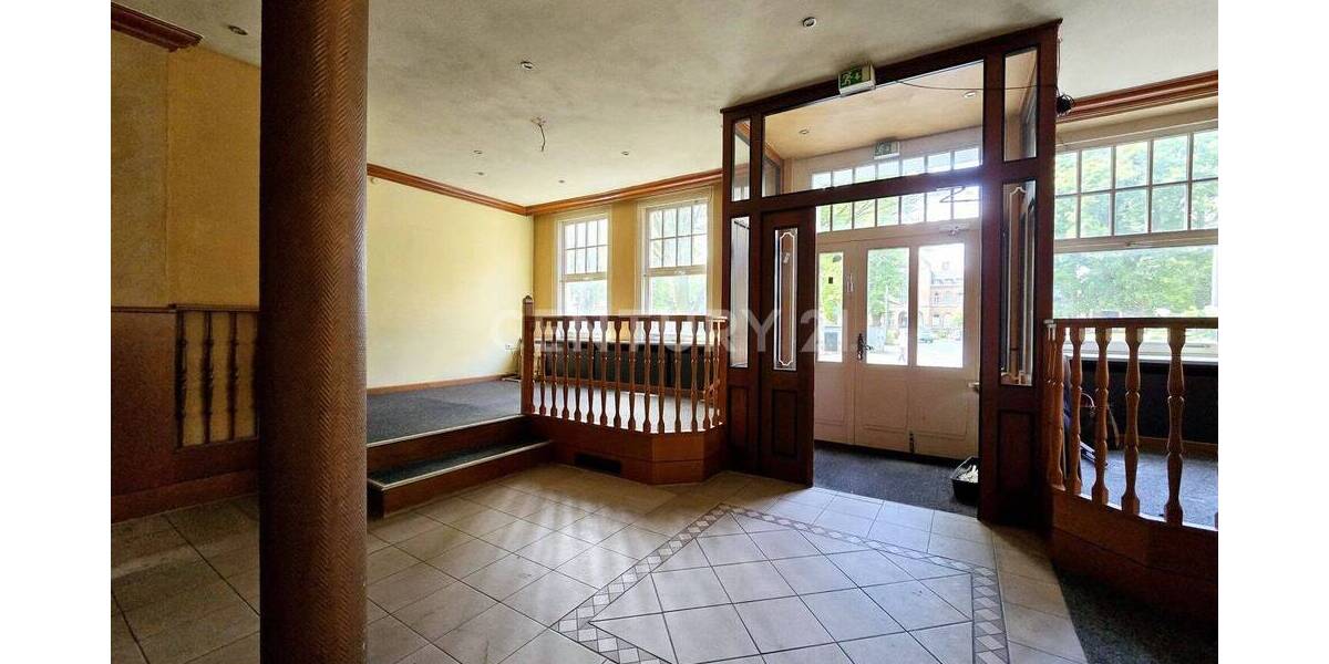 Gewerbeobjekt Varel - 6 Zimmer, 229.500&euro; | Angebot:25696195