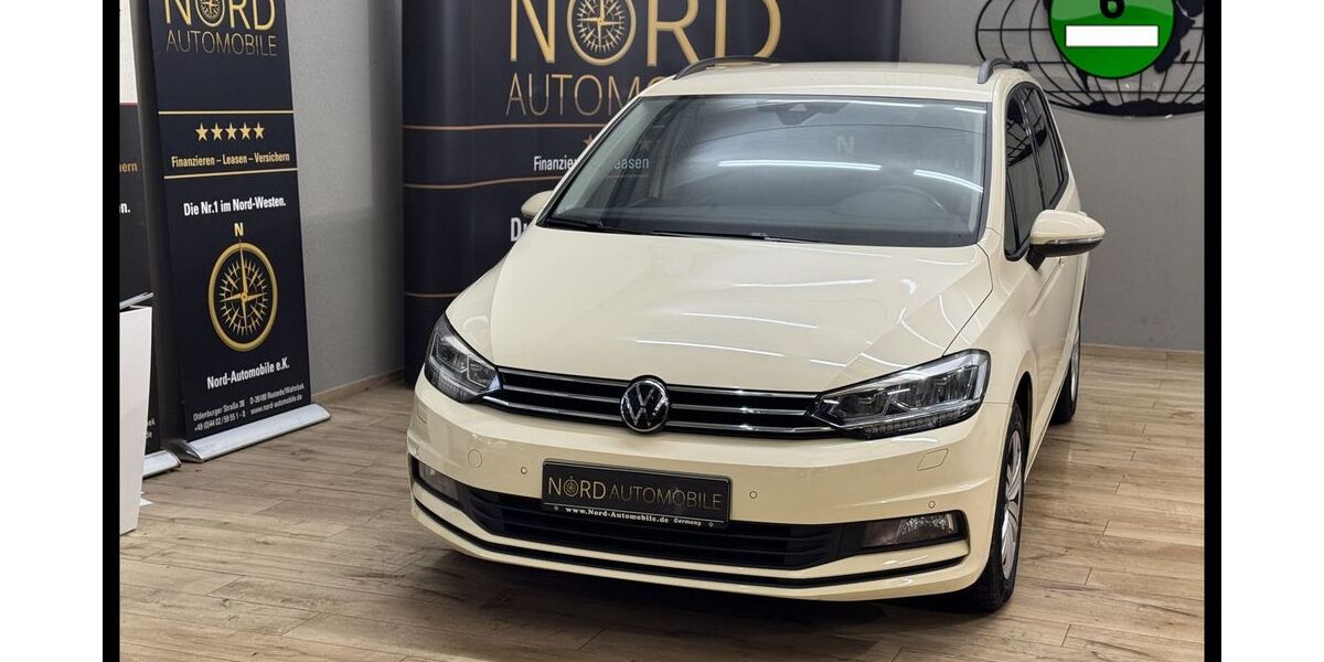 VW Touran 102.300 km 24.900 &euro; Rastede/ Wahnbek 26180