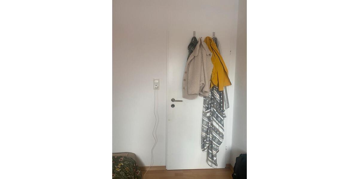 Etagenwohnung Oldenburg Bloherfelde - 4 Zimmer, 12 m&sup2;, 475&euro; | Angebot:24771109
