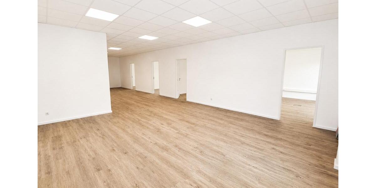 Gewerbeobjekt Oldenburg Kreyenbrück - 2.070&euro; | Angebot:26568421