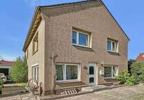 Haus zum Kaufen in Oldenburg 120.000 € 159.54 m²