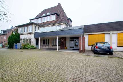 Büro in Oldenburg 2.261 € 238 m² zimmer