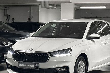 Skoda Fabia 9.256 km 18.995 &euro; Oldenburg 26123