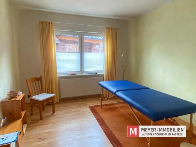 Praxisgebäude mit ELW in Rastede-Wahnbek zu vermieten (Obj.-Nr.: 6577) zimmer