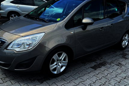 Opel Meriva 194.500 km 3.499 &euro; Jaderberg 26349
