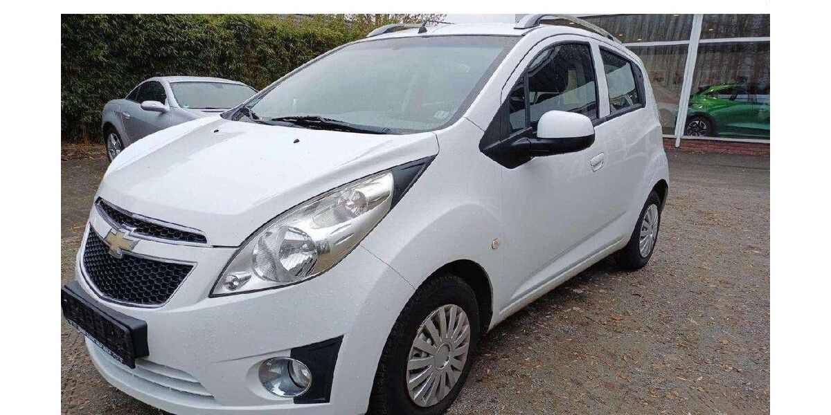 Chevrolet Spark 65.333 km 4.690 &euro; Bad Zwischenahn 26160