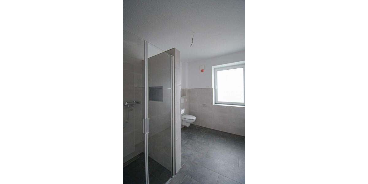 Etagenwohnung Edewecht - 3 Zimmer, 81 m&sup2;, 1.000&euro; | Angebot:25898383