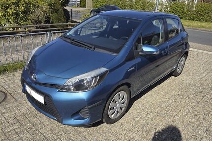 Toyota Yaris 130.500 km 7.900 &euro; Oldenburg 26125