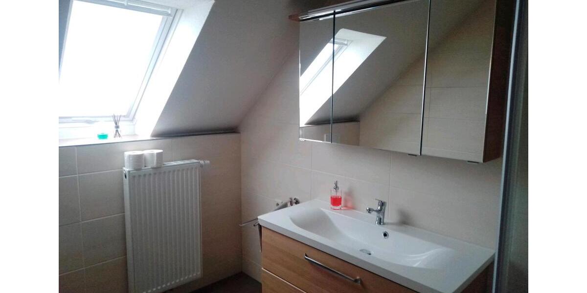 Dachgeschoßwohnung Bad Zwischenahn - 2 Zimmer, 67 m&sup2;, 640&euro; | Angebot:25272281