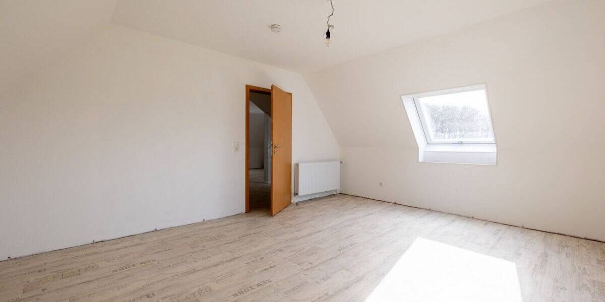 *** ZWEIFAMILIENHAUS in TOP LAGE mit TOP ZUSTAND und MODERNISIERTEM DACH *** 5 zimmer