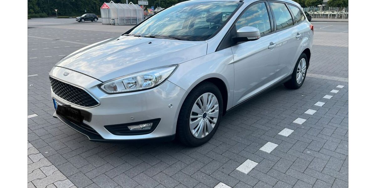 Ford Focus 218.700 km 4.950 &euro; Oldenburg 26121