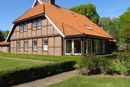 Wohnung Westerstede - 4 Zimmer, 170 m&sup2;, 1.100&euro; | Angebot:23743895