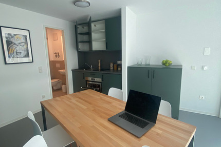 Aktion! Schicke möblierte Wohnung für Berufseinsteiger & Studierende - rollstuhlgerecht| Suite Plus 1 zimmer