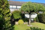 Reihenmittelhaus mit Garten top gepflegt, Garage