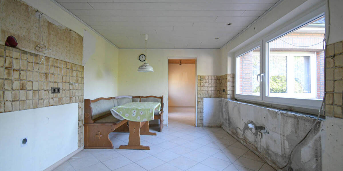 Einfamilienhaus Bösel Edewechterdamm - 4 Zimmer, 143 m&sup2;, 199.000&euro; | Angebot:25692594