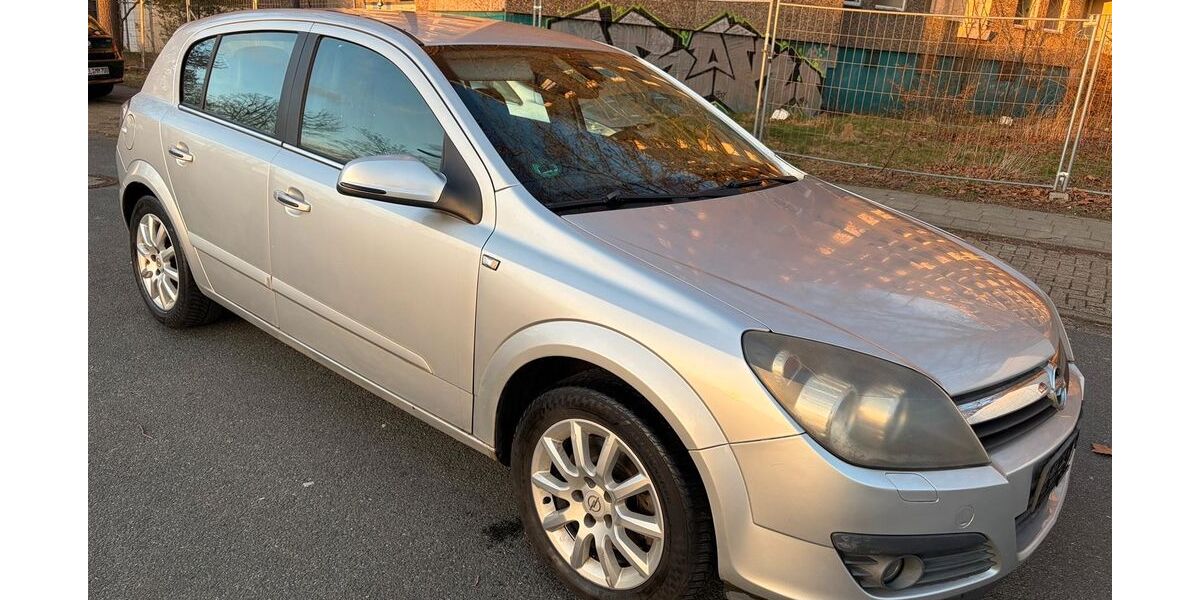 Opel Astra 132.410 km 2.900 &euro; ganderkesse 27777