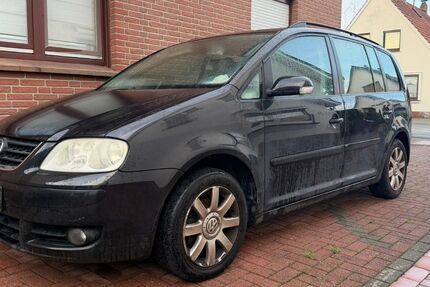 VW Touran 280.000 km 1.055 &euro; Delmenhorst 27749