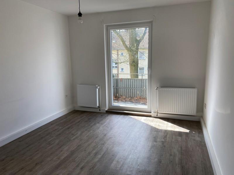 Renovierte 2-Zimmer-Wohnung mit Balkon zimmer