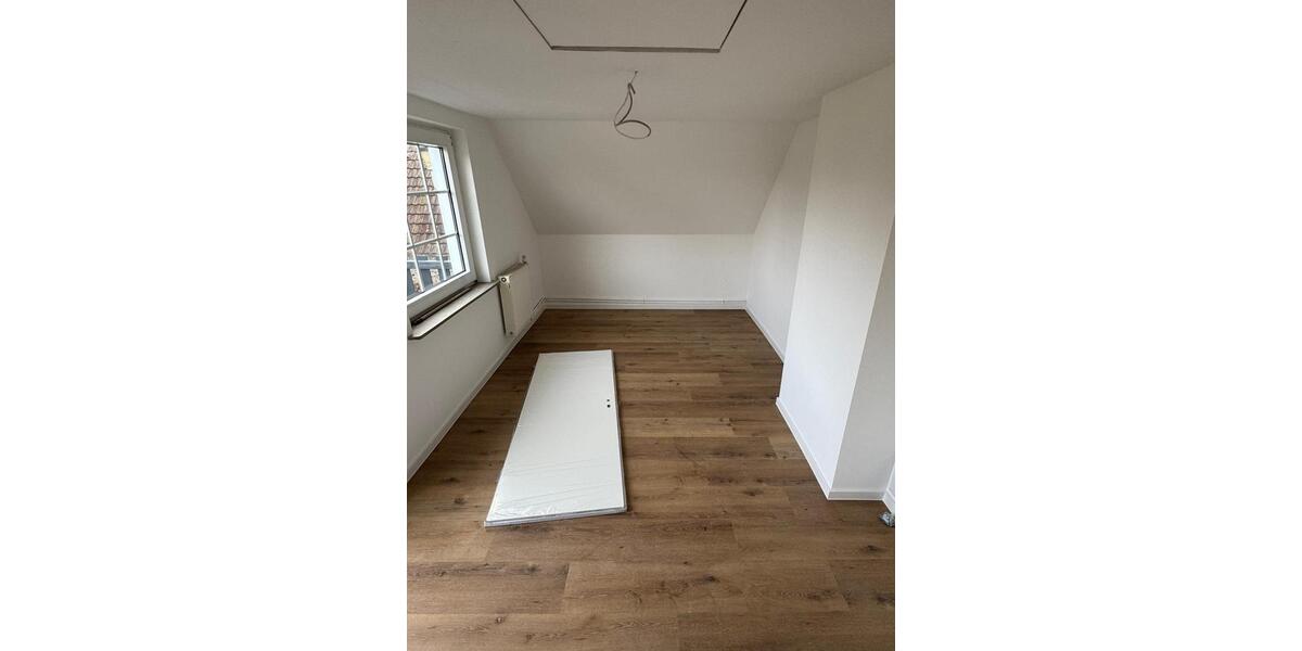 Haushälfte zur Miete in Westerstede (Gießelhorst) 4 zimmer