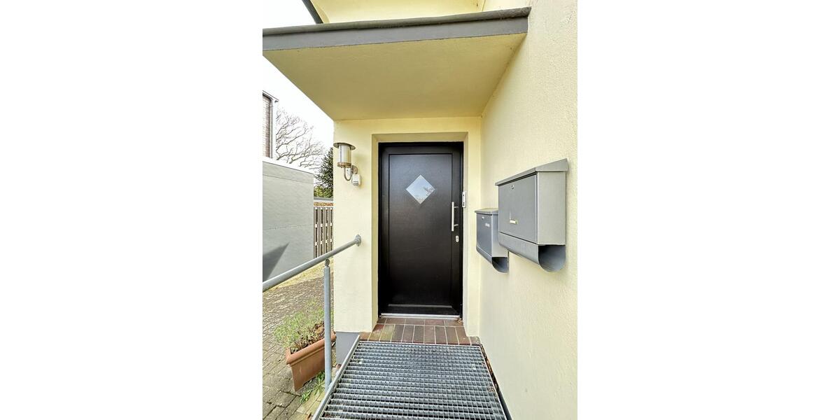 Mehrfamilienhaus, Wohnhaus Oldenburg Drielaker-Moor - 8 Zimmer, 160 m&sup2;, 445.000&euro; | Angebot:26409081