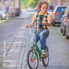 Olaf Schubert & seine Freunde - Jetzt oder now! 22.04.2026 Weser-Ems Messehalle