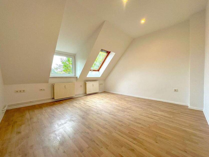 Ruhige Dachgeschoss Wohnung in Bestlage von Bremen-Lesum 3 zimmer