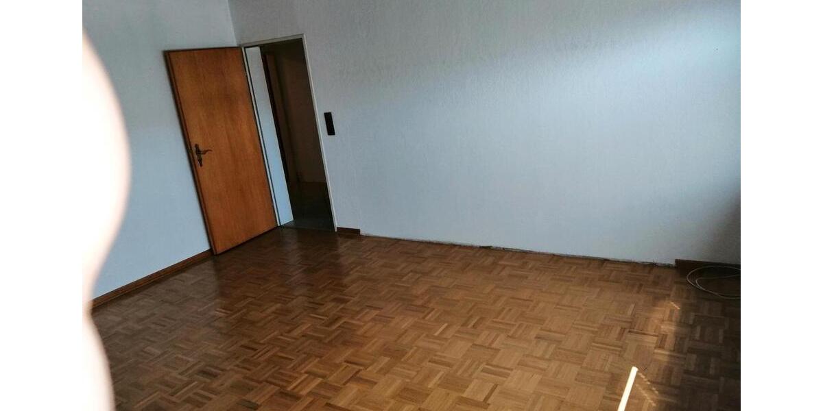 Erdgeschoßwohnung Friesoythe - 2 Zimmer, 80 m&sup2;, 390&euro; | Angebot:25569912