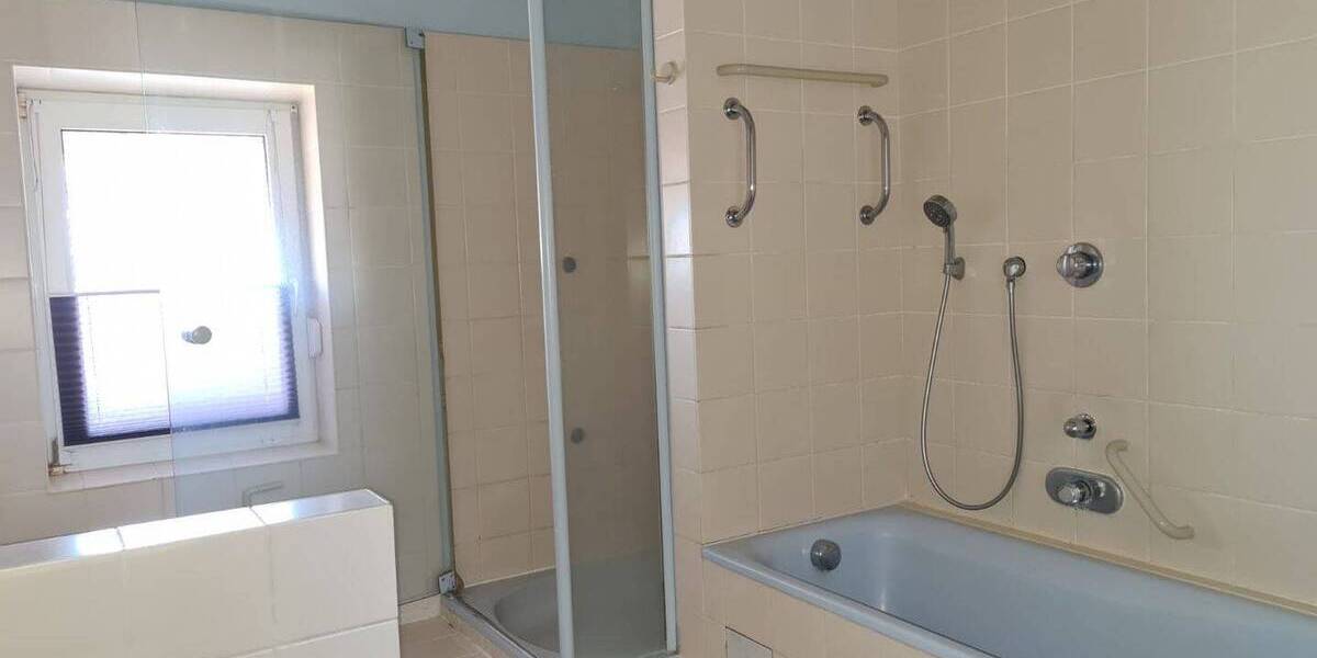 Mehrfamilienhaus, Wohnhaus Varel - 1 Zimmer, 300 m&sup2;, 425.000&euro; | Angebot:26501896