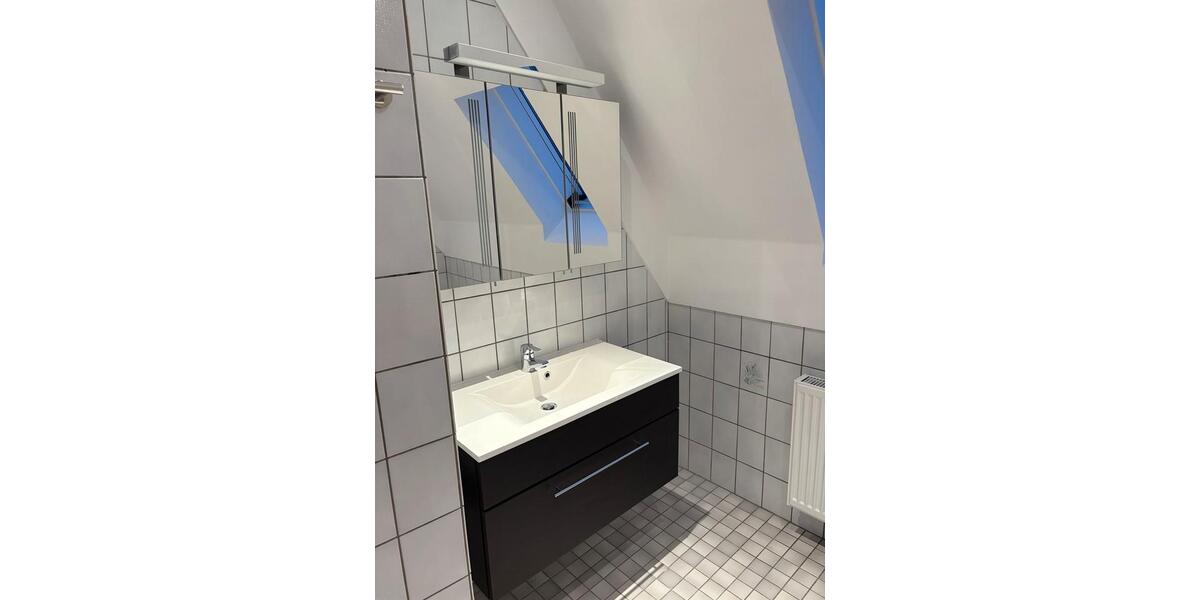 Dachgeschoßwohnung Friesoythe - 3 Zimmer, 110 m&sup2;, 650&euro; | Angebot:25380278