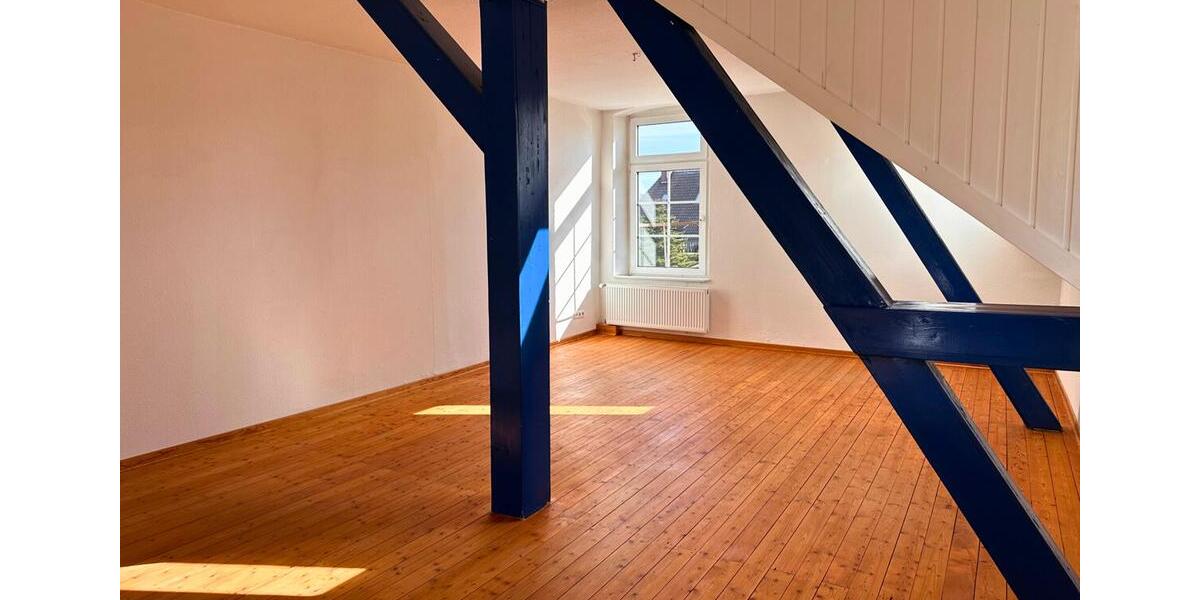 Dachgeschoßwohnung Wardenburg - 4 Zimmer, 130 m&sup2;, 950&euro; | Angebot:25377061