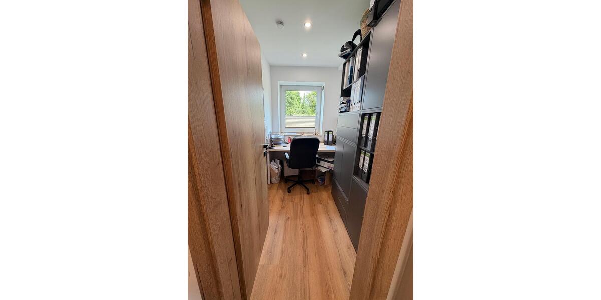 Erdgeschoßwohnung Varel - 2.5 Zimmer, 63 m&sup2;, 170.000&euro; | Angebot:26795672