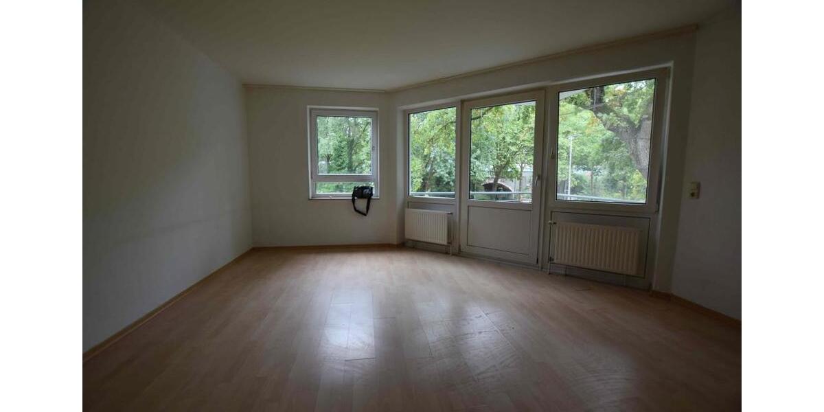 +++ Zum Einzug bereit! 3-Raumwohnung mit Dusche und Balkon +++ 3 zimmer