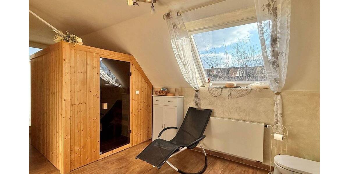 Mehrfamilienhaus, Wohnhaus Brake Kirchhammelwarden - 6 Zimmer, 237 m&sup2;, 385.000&euro; | Angebot:26055368