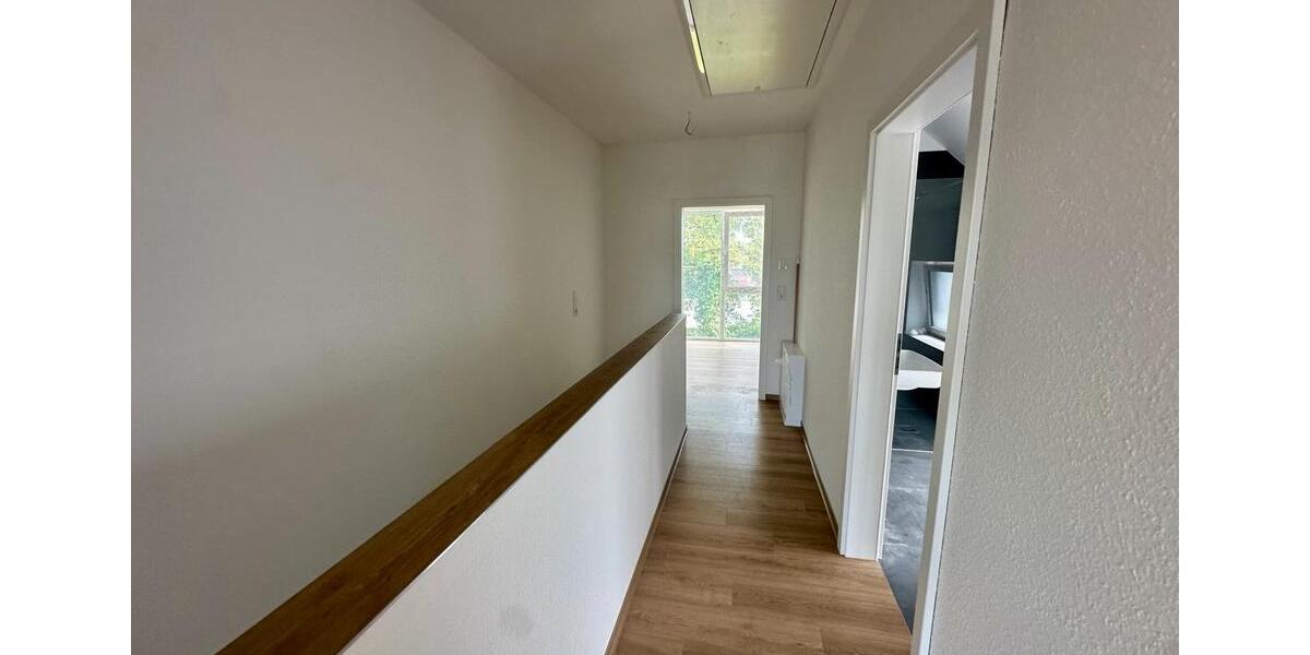 Doppelhaushälfte Varel - 3 Zimmer, 89 m&sup2;, 950&euro; | Angebot:24655256