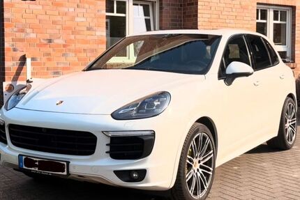 Porsche Cayenne 173.000 km 37.000 &euro; Oldenburg 26125