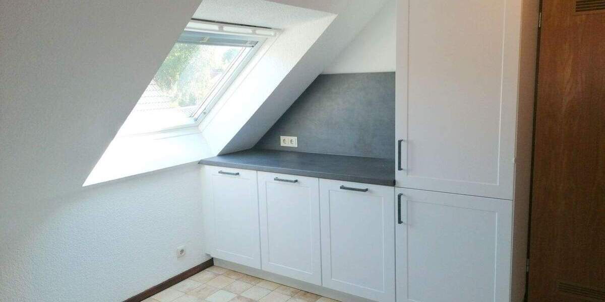 Etagenwohnung Oldenburg Kreyenbrück - 2 Zimmer, 60 m&sup2;, 590&euro; | Angebot:25744132