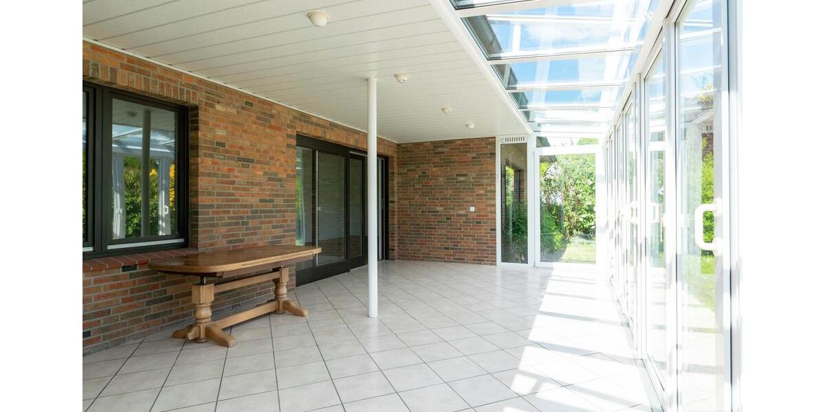 Charmanter Bungalow in Ofen mit Wintergarten, Garten und Garage – ideal zum Wohlfühlen! 4 zimmer