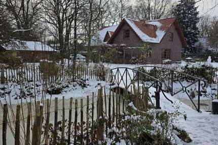 Haus Oldenburg (Oldb) Etzhorn - 7 Zimmer, 260 m&sup2;, 925.000&euro; | Angebot:24758511