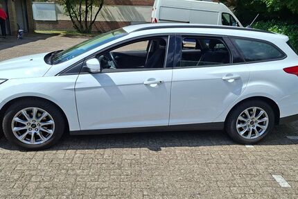 Ford Focus 141.000 km 7.900 &euro; Oldenburg 26129