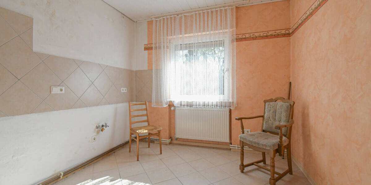 Einfamilienhaus Bösel Edewechterdamm - 4 Zimmer, 143 m&sup2;, 199.000&euro; | Angebot:25692594